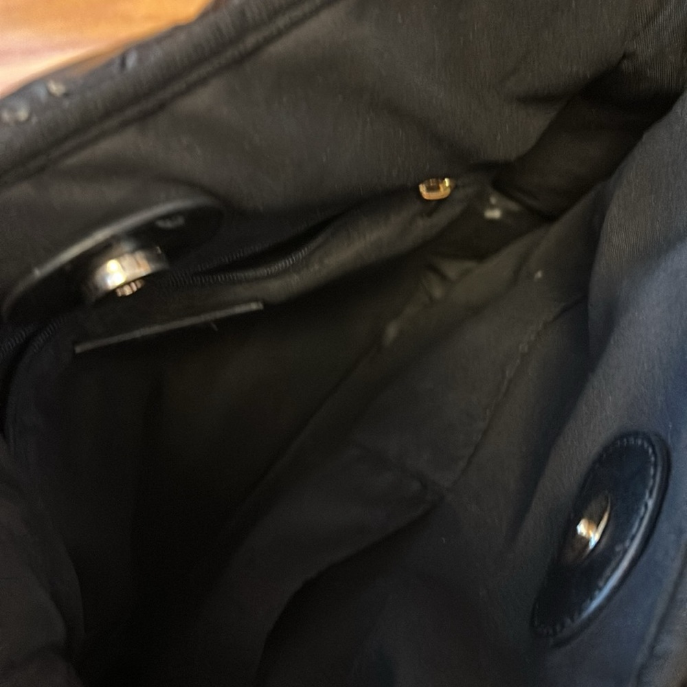 Ah-Dorned Black Puffer Nylon Crossbody Bag - Picture 6 of 12